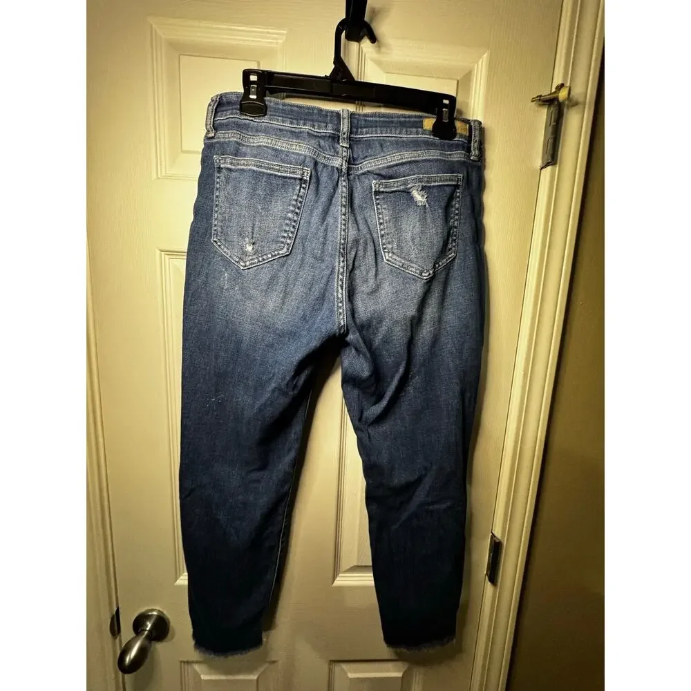 5/$25 EUC Cello Distressed Jeans Size 13